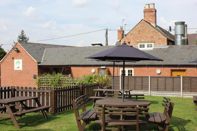 The Royal Oak Hotel Loughborough Ngoại thất bức ảnh